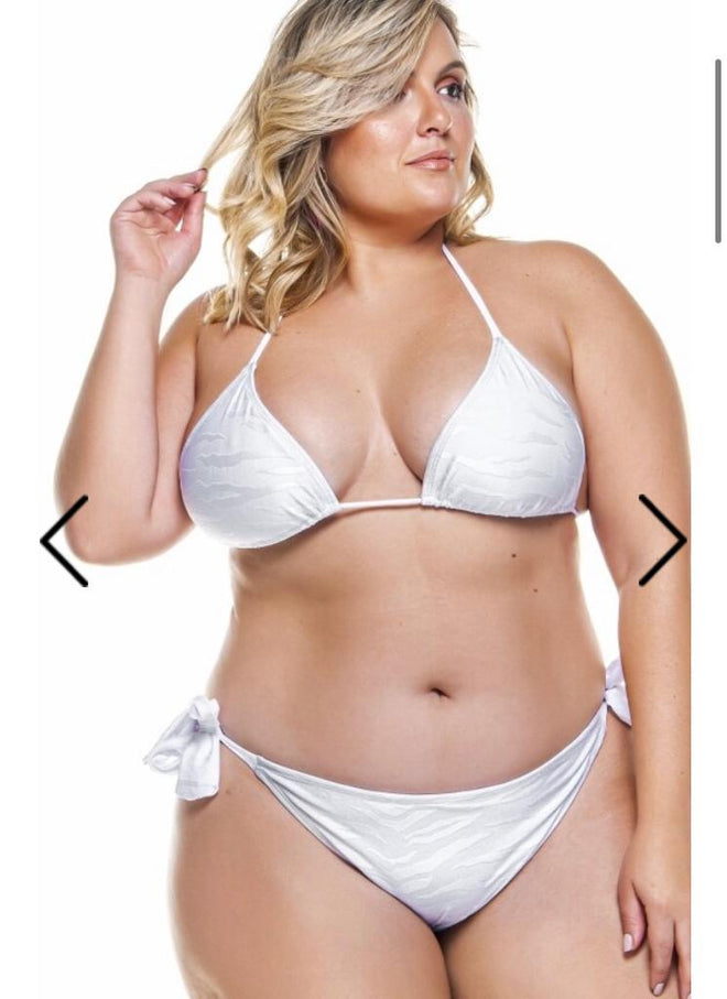 Plus Size Brazilian Curtain Bikini Bra and Panties - LEHONA